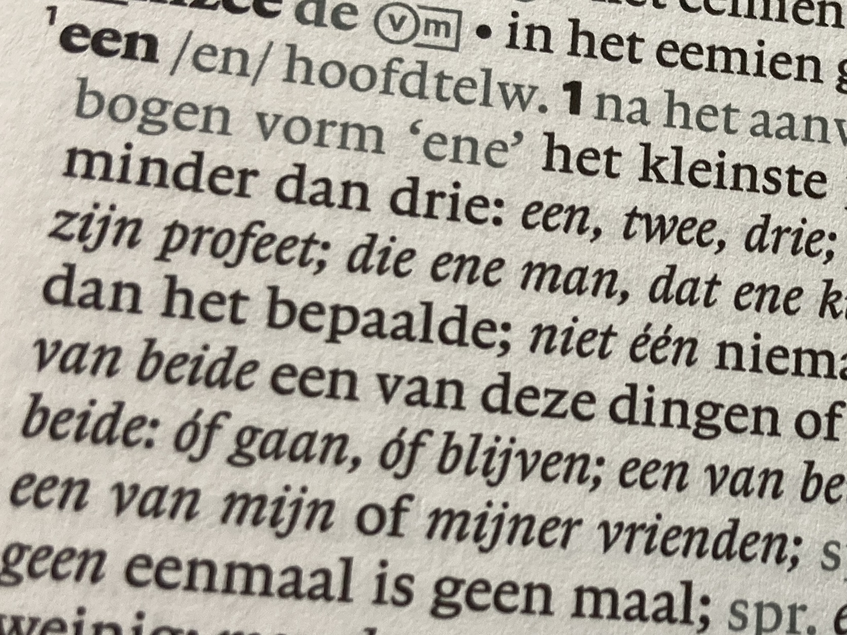 een in Van Dale